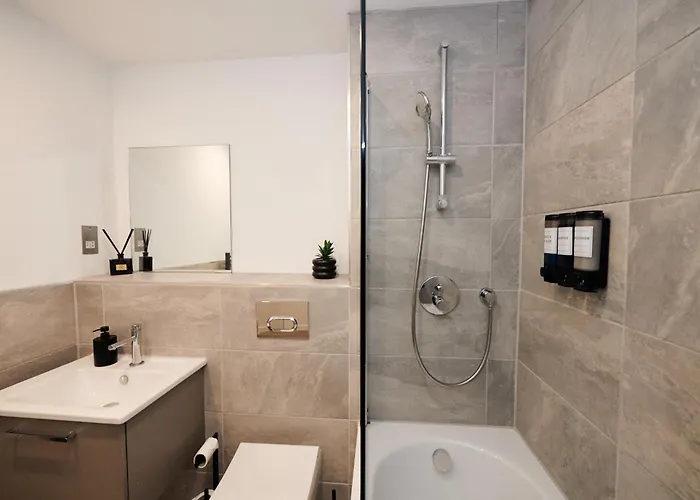 Cosy - Free Parking York